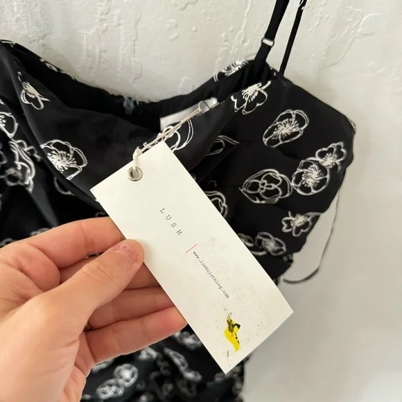 Lush Black White Floral Print Cami Ruched Flutter Mini Dress S - Picture 5 of 12